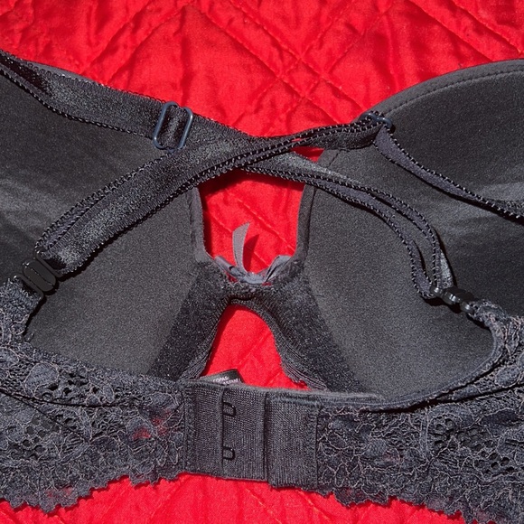 Victoria’s Secret Push-up Convertible Bra 34D - Picture 8 of 9